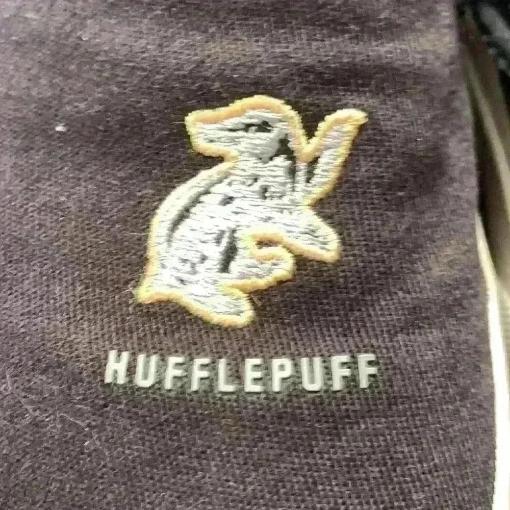 Harry Potter Hufflepuff Vans - Picture 12 of 12